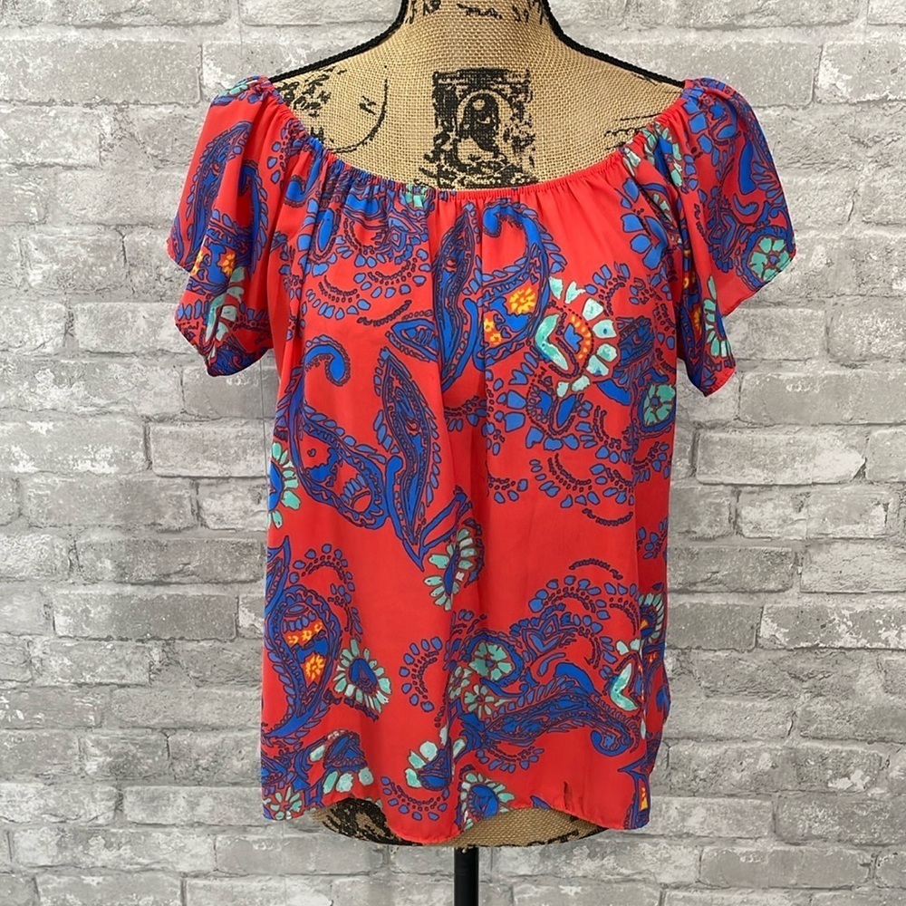 Alya Floral Split Back Top